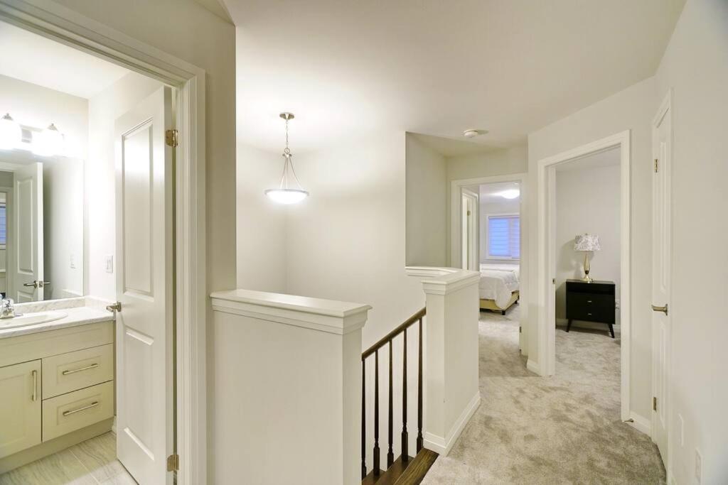 Beautiful And Unique Home In Niagara Exteriér fotografie